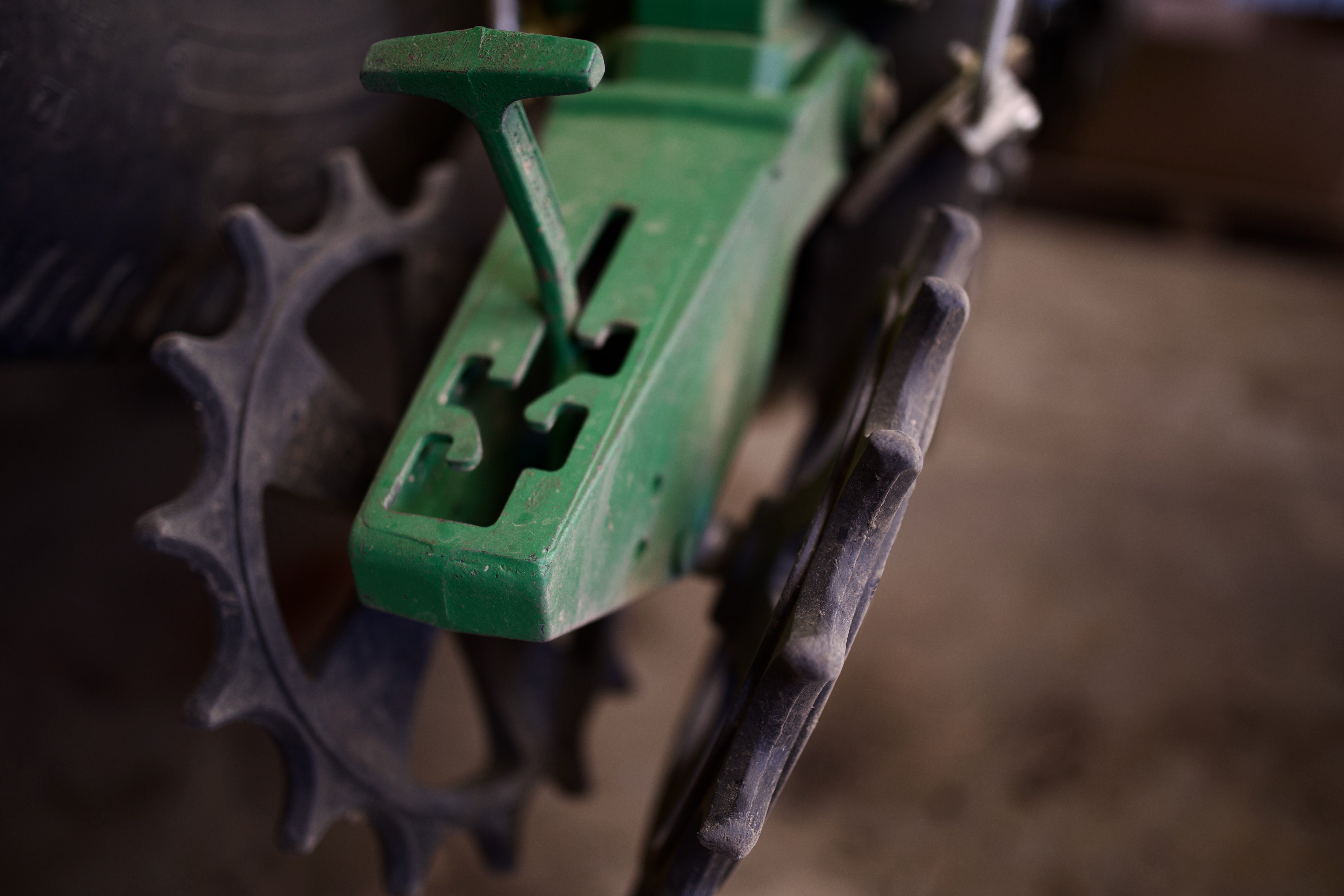 パセリ 2 Furrow Cruiser II – Copperhead Ag Products